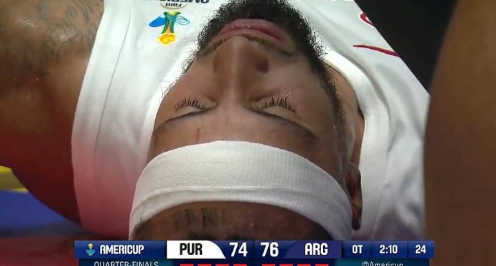 开云入口-阿尔瓦拉多背部重摔伤退 剧痛难忍掩面落泪😭 担架护送离场