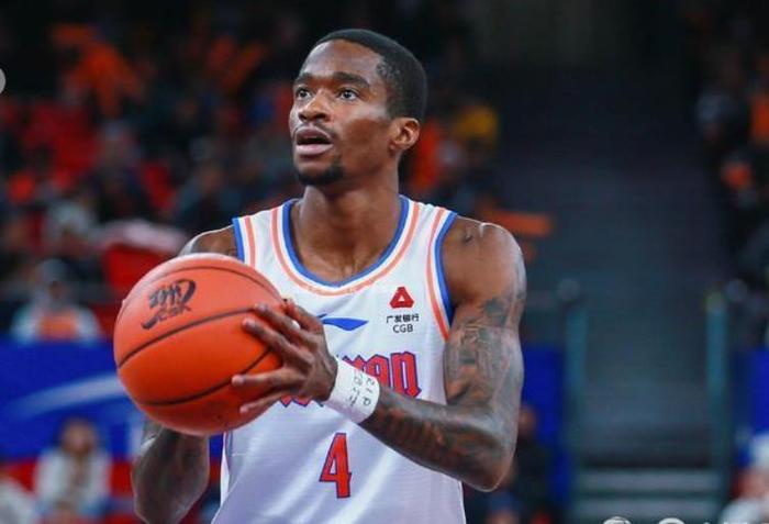 开云在线-广东队再签超级外援,CBA得分王加盟,帮助广东队冲第12冠