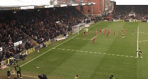 1739021695794011355.gif 开云娱乐-【足总杯】德布劳内替补建功 曼城2比1客胜莱顿东方