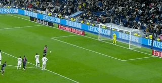 开云-【国王杯】恩德里克加时赛梅开二度，皇马5比2塞尔塔