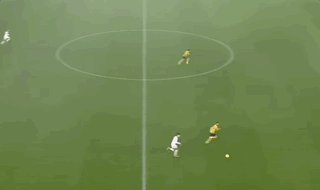 1735254508625078099.gif kaiyun-【英超】B费红牌库尼亚角球直接破门,狼队2比0曼联