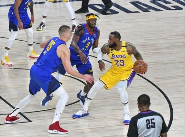 开云入口-【声音】詹姆斯：我不是一个得分手 标志动作是战斧