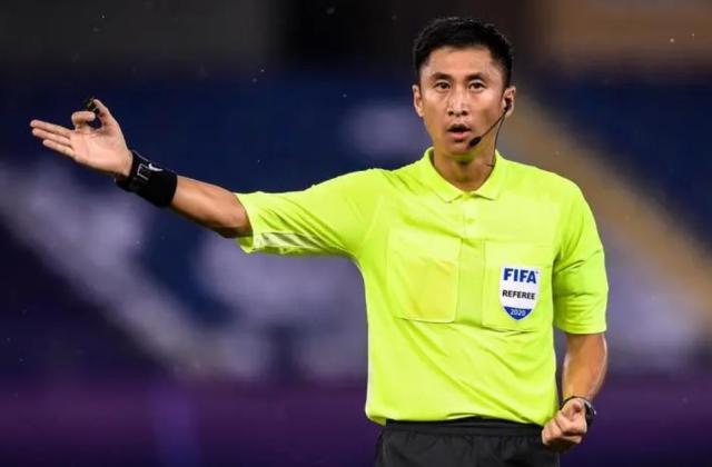 1672109711117061638.jpg 中超官方公布裁判安排:马宁执法武汉三镇vs浙江队